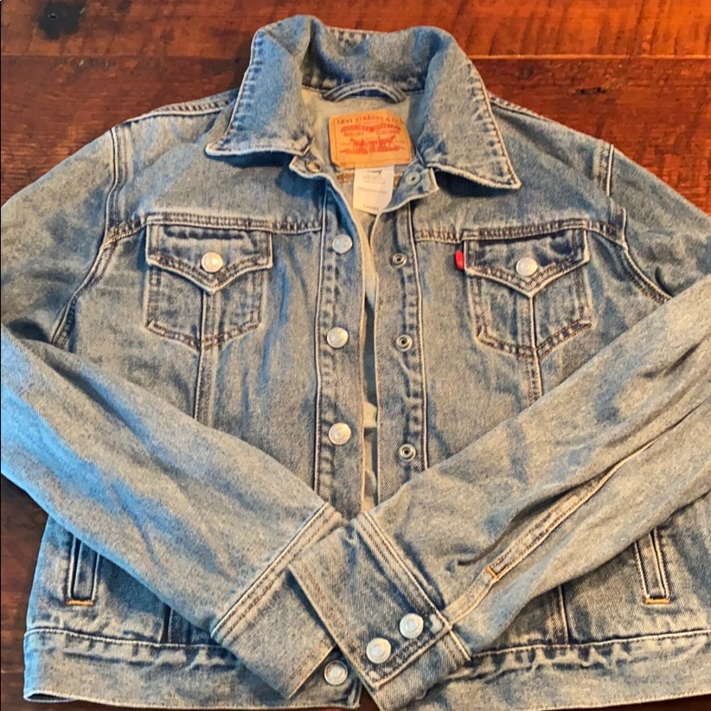 Vintage Levi’s denim jacket